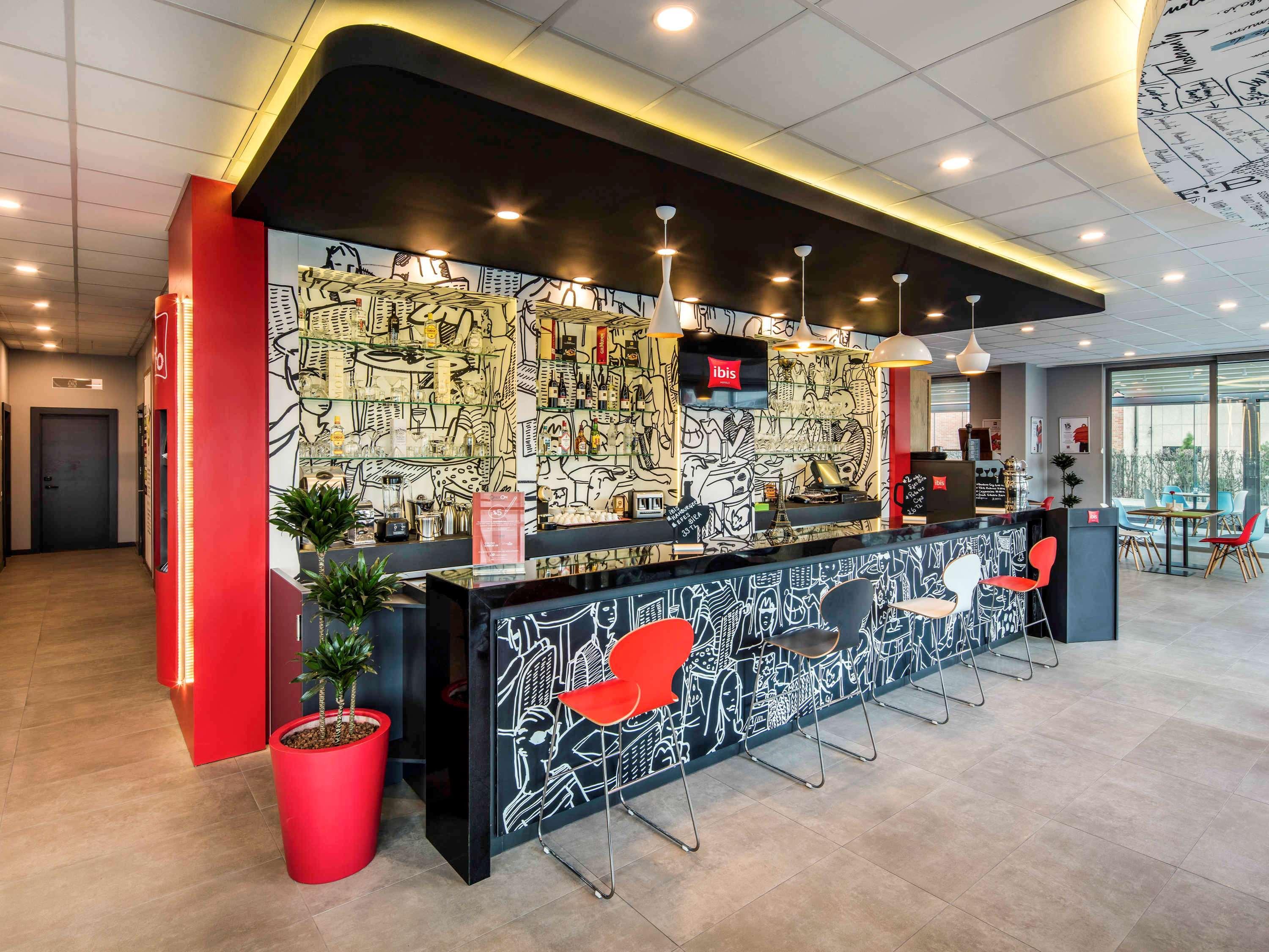 Ibis Istanbul West Hotell Exteriör bild