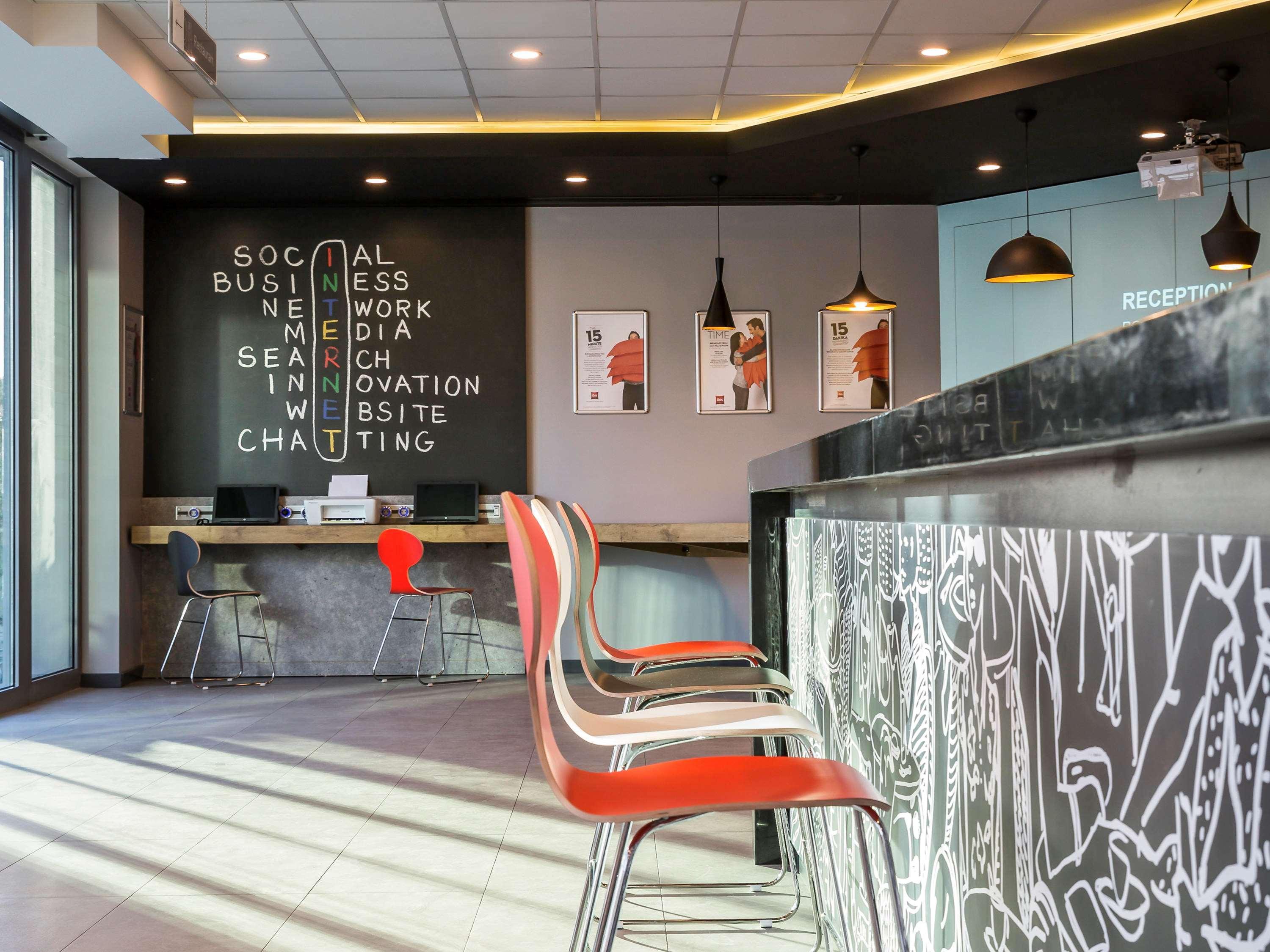 Ibis Istanbul West Hotell Exteriör bild