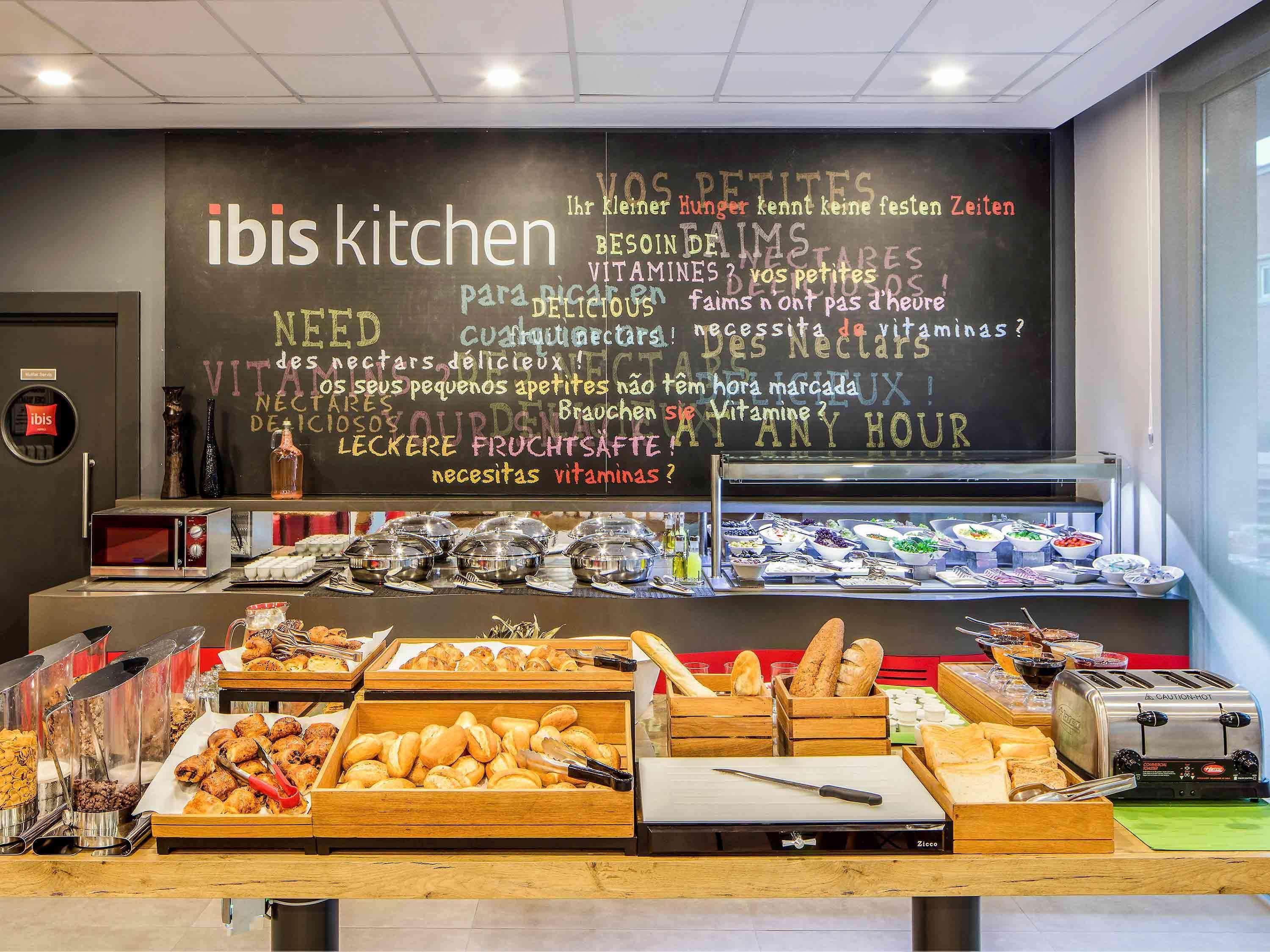 Ibis Istanbul West Hotell Exteriör bild